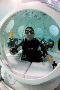 Plongeur à la fosse némo